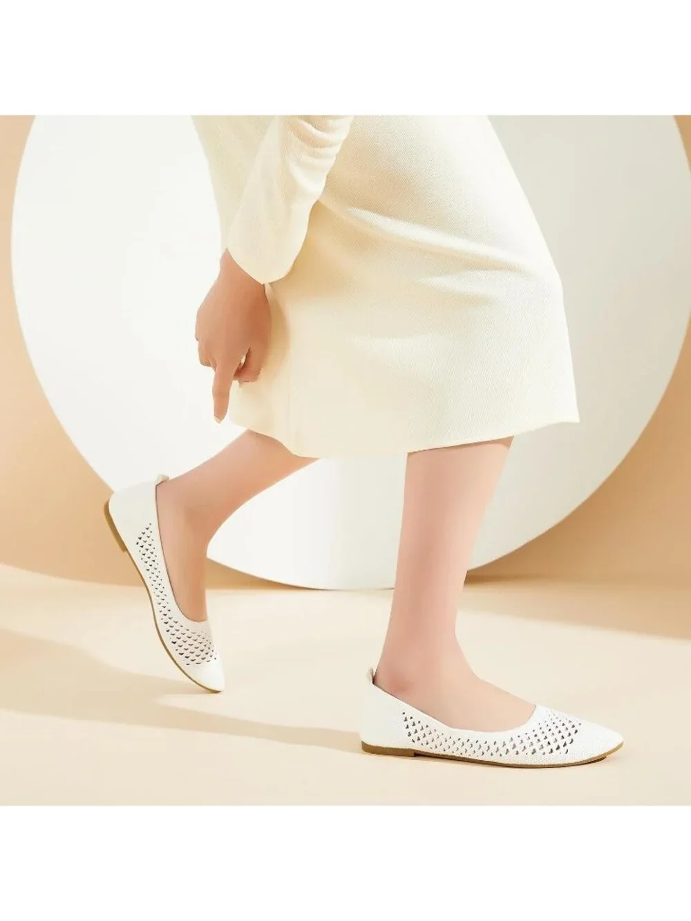 Women's White Comfortable Knit Pointed Toe Slip On Business Casual Ballet Flats